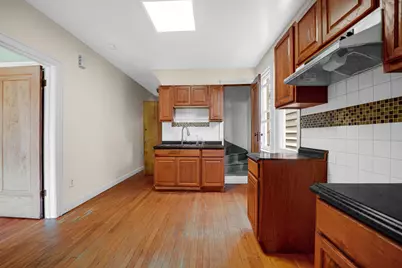 3511 W 58th Place, Chicago, IL 60629 - Photo 9
