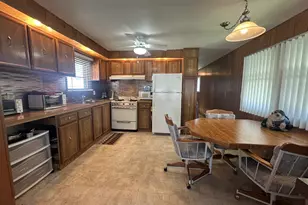 3421 W 117th St, Merrionette Park, IL 60803 - Photo 3