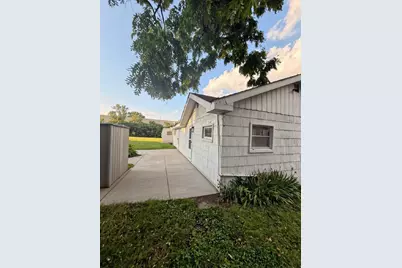 4412 Yackley Avenue, Lisle, IL 60532 - Photo 15