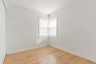 2914 W Berwyn St, Chicago, IL 60625 - Photo 13