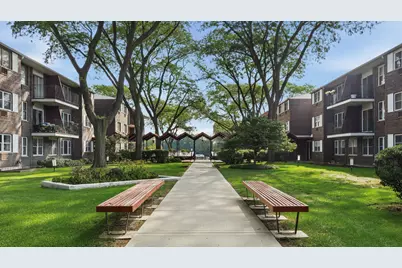 8720 Skokie Boulevard #1G, Skokie, IL 60077 - Photo 1