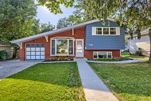 436 N Fulton Ave, Villa Park, IL 60181 - Photo 1
