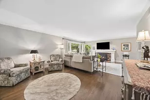 110 S Herbert Rd, Riverside, IL 60546 - Photo 11