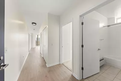 645 N Kingsbury Street #2202, Chicago, IL 60654 - Photo 3