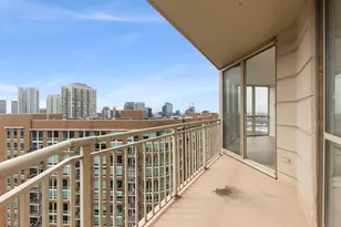 645 N Kingsbury St, Chicago, IL 60654 - Photo 19