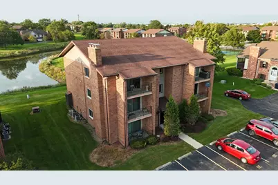 9900 Treetop Drive #2E, Orland Park, IL 60462 - Photo 1
