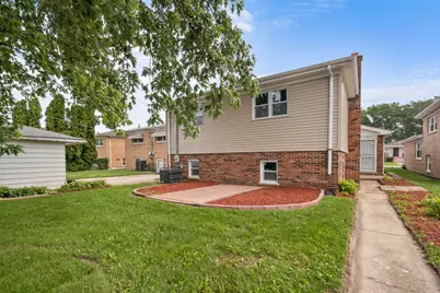[Address not provided], Calumet City, IL 60409 - Photo 3