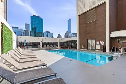 230 E Ontario Street #1905, Chicago, IL 60611 - Photo 29