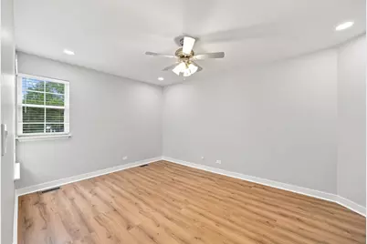 2018 Quaker Hollow Lane #0, Streamwood, IL 60107 - Photo 17