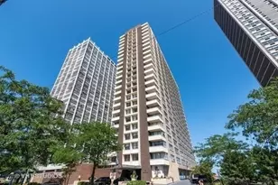 6157 N Sheridan Rd, Chicago, IL 60660 - Photo 1
