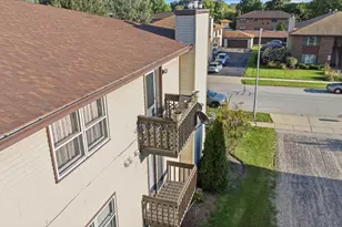 1056 Manchester Ct, South Elgin, IL 60177 - Photo 23