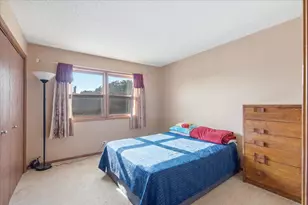 1056 Manchester Ct, South Elgin, IL 60177 - Photo 15
