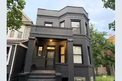 6611 S Maryland Avenue, Chicago, IL 60637 - Photo 1