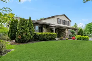 411 Arlington Ave, Westmont, IL 60559 - Photo 1