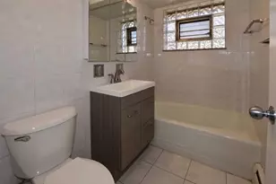 6925 N Rosemary Ln, Niles, IL 60714 - Photo 9