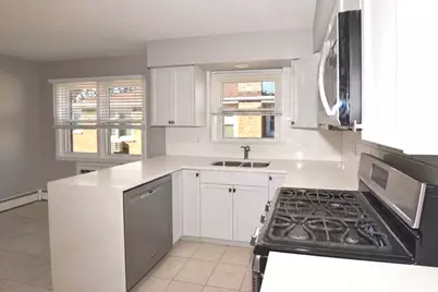 6925 N Rosemary Lane #3E, Niles, IL 60714 - Photo 5