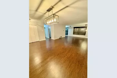 701 Forum Square #409, Glenview, IL 60025 - Photo 5