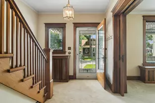 208 N Benton St, Palatine, IL 60067 - Photo 5