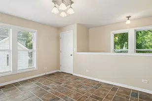 208 N Benton St, Palatine, IL 60067 - Photo 29