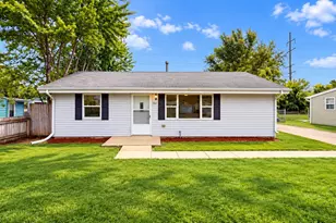 7517 Mildred Rd, Machesney Park, IL 61115 - Photo 1