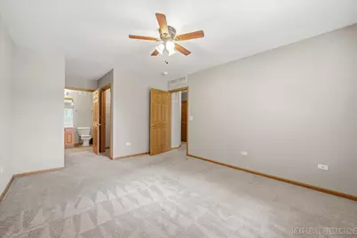 2471 Stoughton Circle #2471, Aurora, IL 60502 - Photo 17