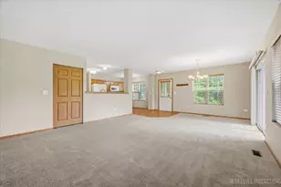 2471 Stoughton Cir, Aurora, IL 60502 - Photo 9