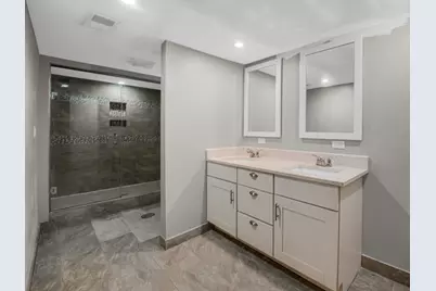 12151 Greenwood Avenue, Blue Island, IL 60406 - Photo 17