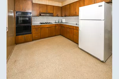 2128 N 72nd Court, Elmwood Park, IL 60707 - Photo 5