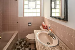 2128 N 72nd Ct, Elmwood Park, IL 60707 - Photo 9