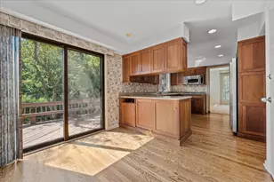 972 Coventry Ln, Highland Park, IL 60035 - Photo 9