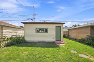 5941 W Waveland Ave, Chicago, IL 60634 - Photo 19