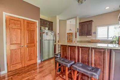 905 Chelsea Court, Aurora, IL 60504 - Photo 9