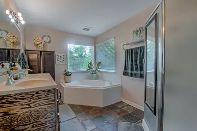 905 Chelsea Court, Aurora, IL 60504 - Photo 15