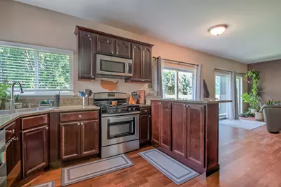 905 Chelsea Court, Aurora, IL 60504 - Photo 7