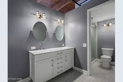 540 N Lake Shore Drive #605, Chicago, IL 60611 - Photo 11