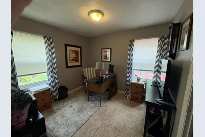 915 N 10th Street, Rochelle, IL 61068 - Photo 19