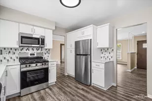 1638 Virginia St, Downers Grove, IL 60515 - Photo 11