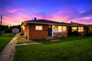 16460 Honore Ave, Markham, IL 60428 - Photo 1