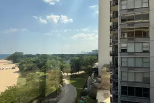 5801 N Sheridan Rd, Chicago, IL 60660 - Photo 3