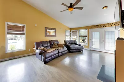 7309 Seminole Court, Darien, IL 60561 - Photo 17