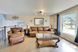 7309 Seminole Ct, Darien, IL 60561 - Photo 7
