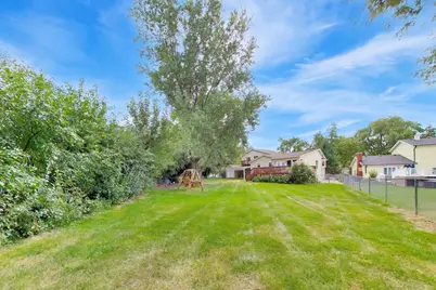 7309 Seminole Court, Darien, IL 60561 - Photo 45