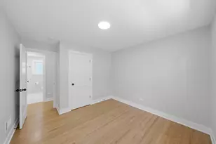 5750 S Oak Park Ave, Chicago, IL 60638 - Photo 17