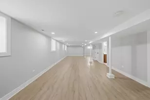 5750 S Oak Park Ave, Chicago, IL 60638 - Photo 23