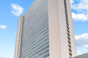 500 W Superior St, Chicago, IL 60654 - Photo 1