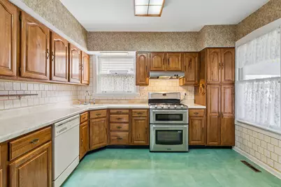 5228 N Ludlam Avenue, Chicago, IL 60630 - Photo 7