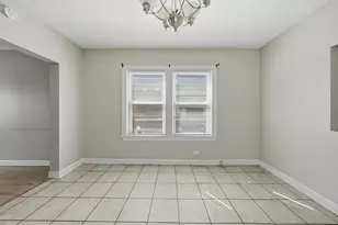 9516 S Yale Ave, Chicago, IL 60628 - Photo 15