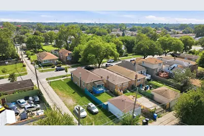 9516 S Yale Avenue, Chicago, IL 60628 - Photo 47