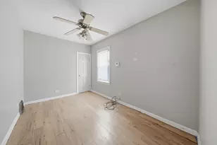 9516 S Yale Ave, Chicago, IL 60628 - Photo 31