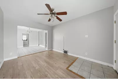 9516 S Yale Avenue, Chicago, IL 60628 - Photo 17
